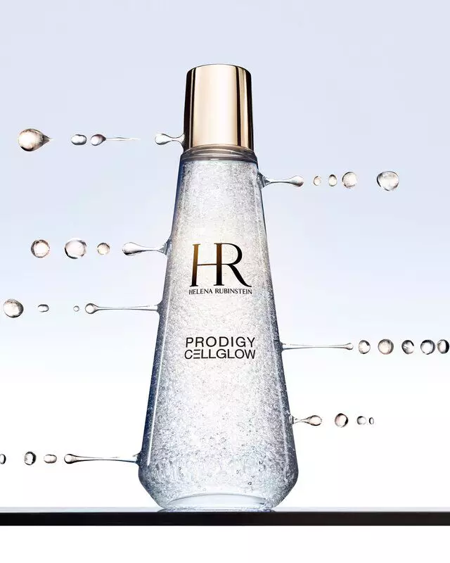 Helena Rubinstein Prodigy Cellglow Rich Dewy Essence serum bottle.